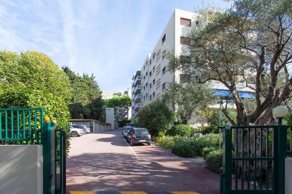 A6- 2 Bdr Incredible Sea View - Ac, Garage & Terrace Antibes Exterior foto